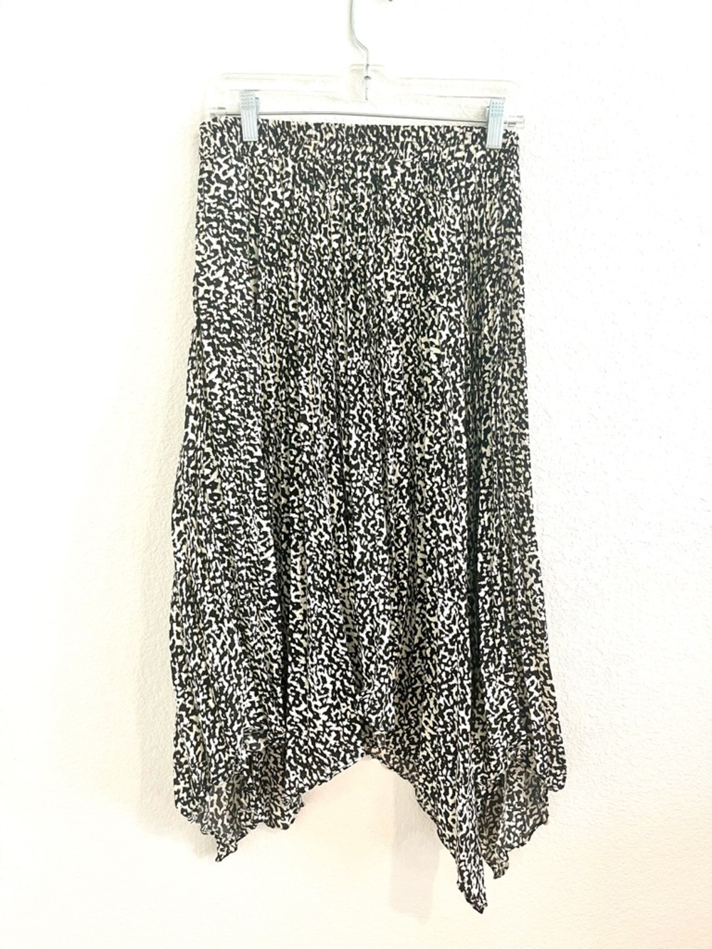 Lucy Paris Black and White Asymmetrical Tiered Midi Skirt - Picture 2 of 3